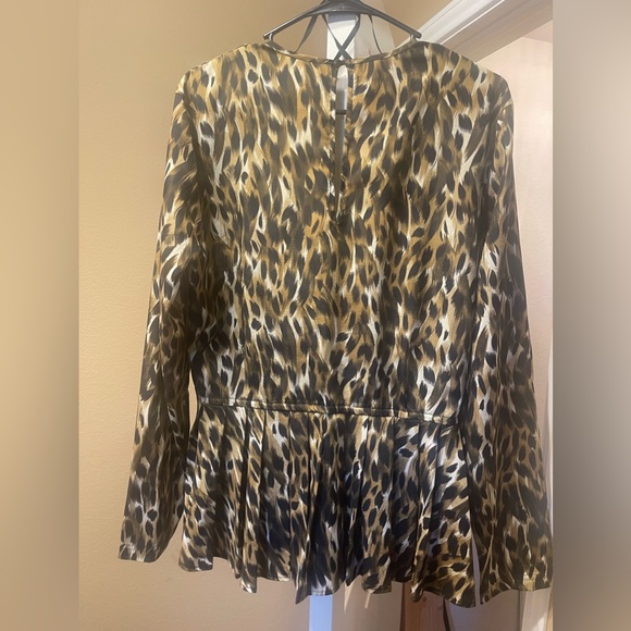 Kardashian collection peplum Blouse Size L - Picture 3 of 5